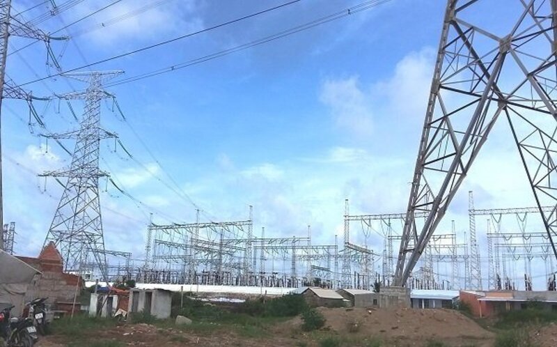 Việt Nam tăng nhập khẩu điện từ Lào là cần thiết